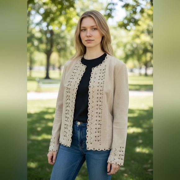 Chicos Suede Leather Jacket Size 2 Beige/Tan Eyelet Braided Thread Studs Western - Picture 1 of 12